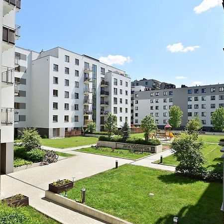 Wola Apartment Varsovia Exterior foto