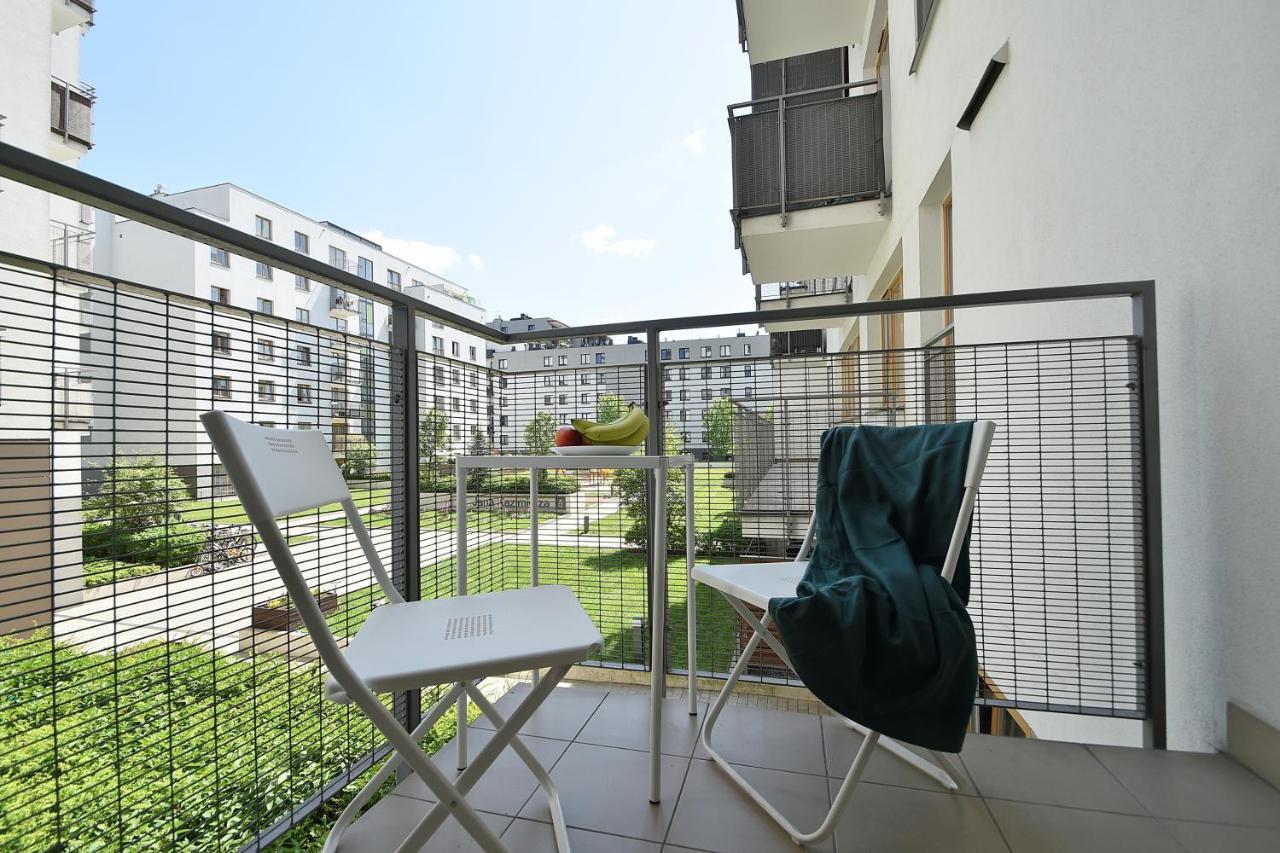 Wola Apartment Varsovia Exterior foto